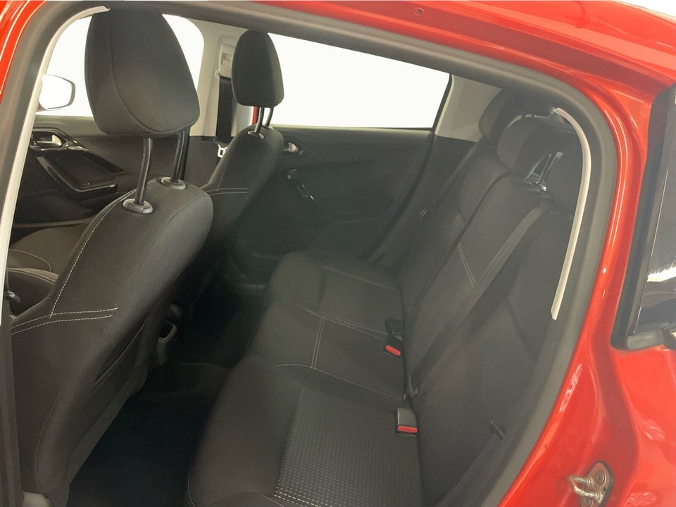 Peugeot 208 1,2 e-THP 110 Sport 5d