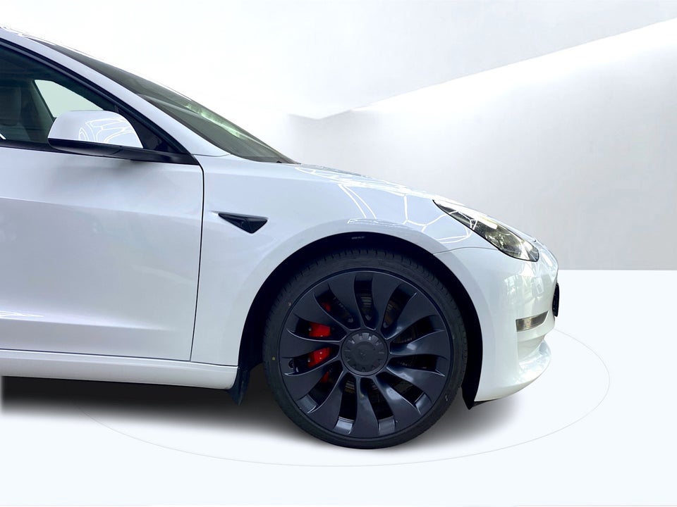 Tesla Model 3 Performance AWD 4d