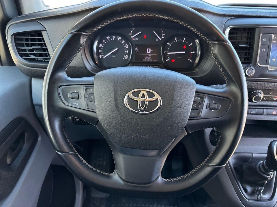 Toyota ProAce 2,0 D 144 Long Comfort Master 5d