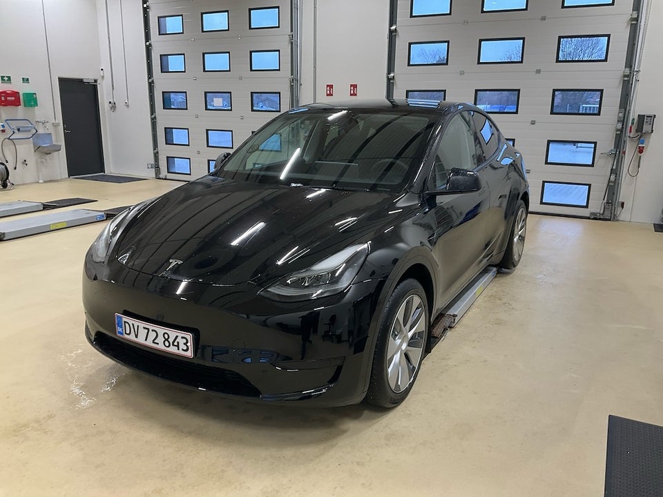 Tesla Model Y RWD 5d