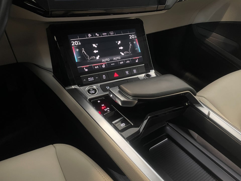 Audi e-tron 55 Advanced quattro 5d