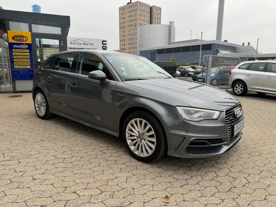 Audi A3 1,4 e-tron Sport Sportback S-tr. 5d
