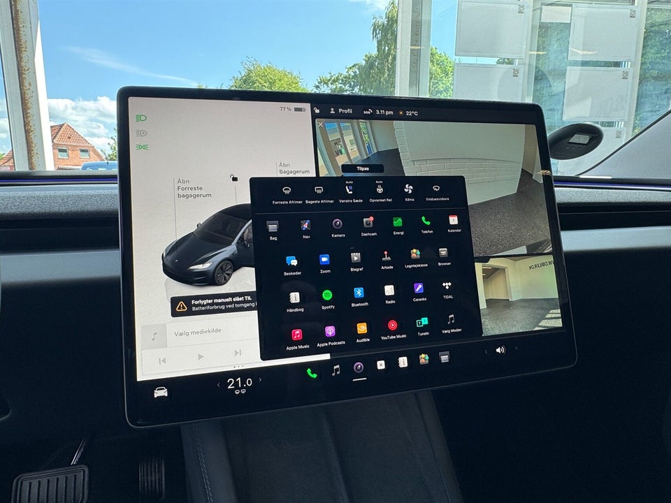 Tesla Model 3 Long Range AWD 4d