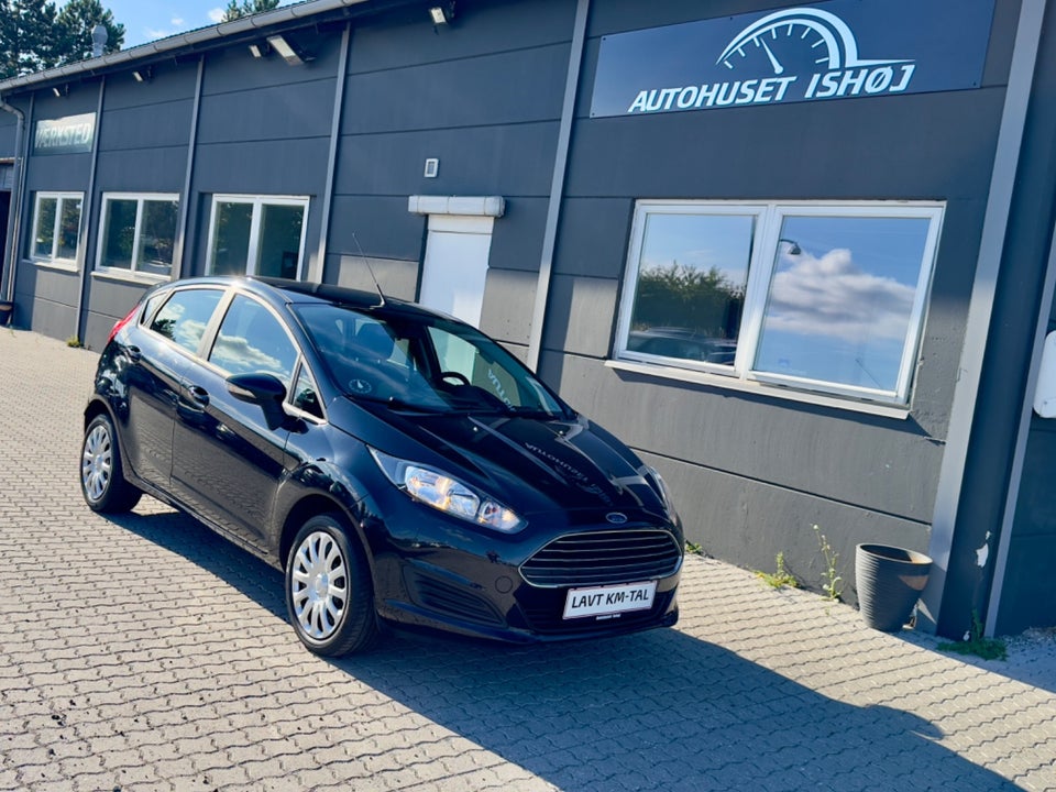 Ford Fiesta 1,0 65 Titanium 5d