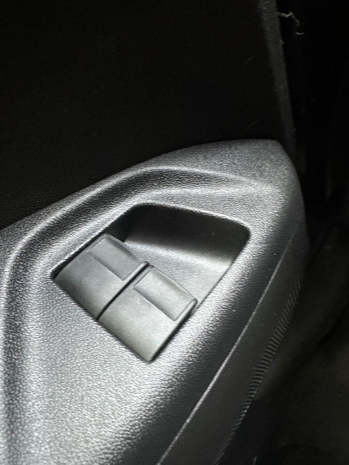 Citroën C1 1,0 VTi Shine 5d