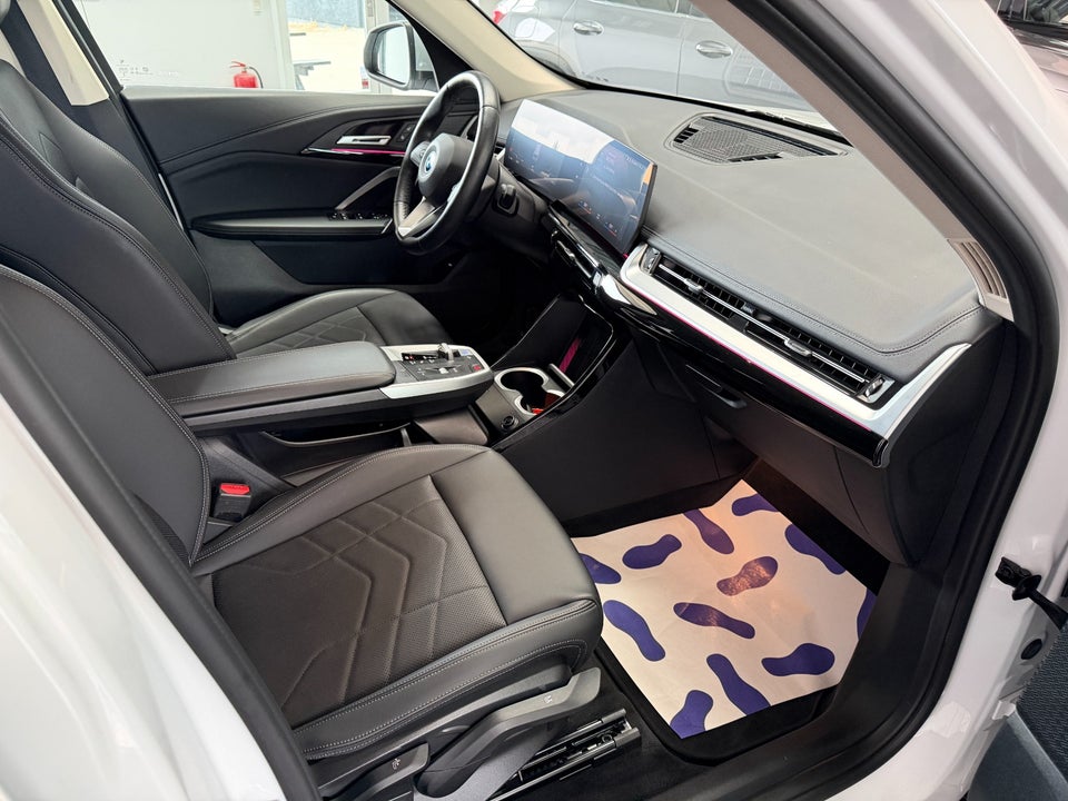 BMW iX1 xDrive30 X-Line 5d