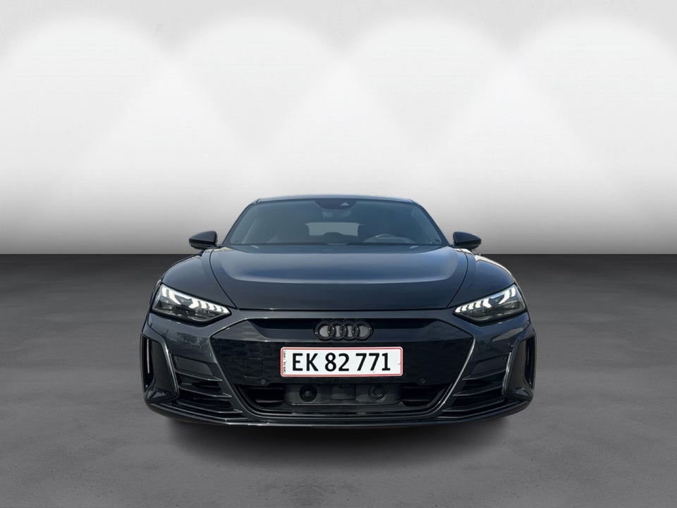 Audi e-tron GT quattro 4d