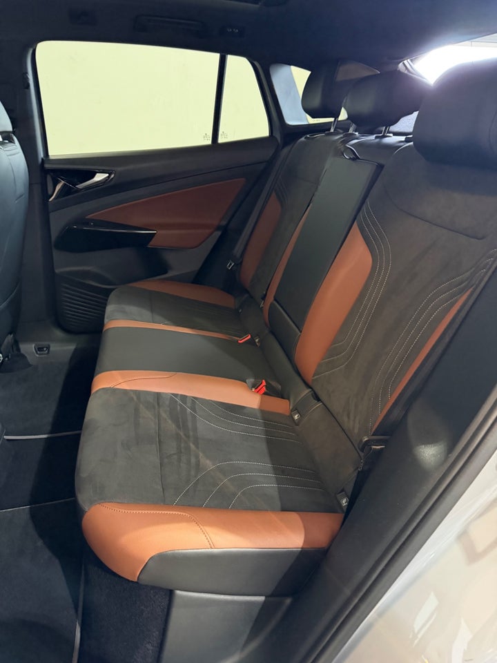 VW ID.4 77 Pro Performance Tech 5d