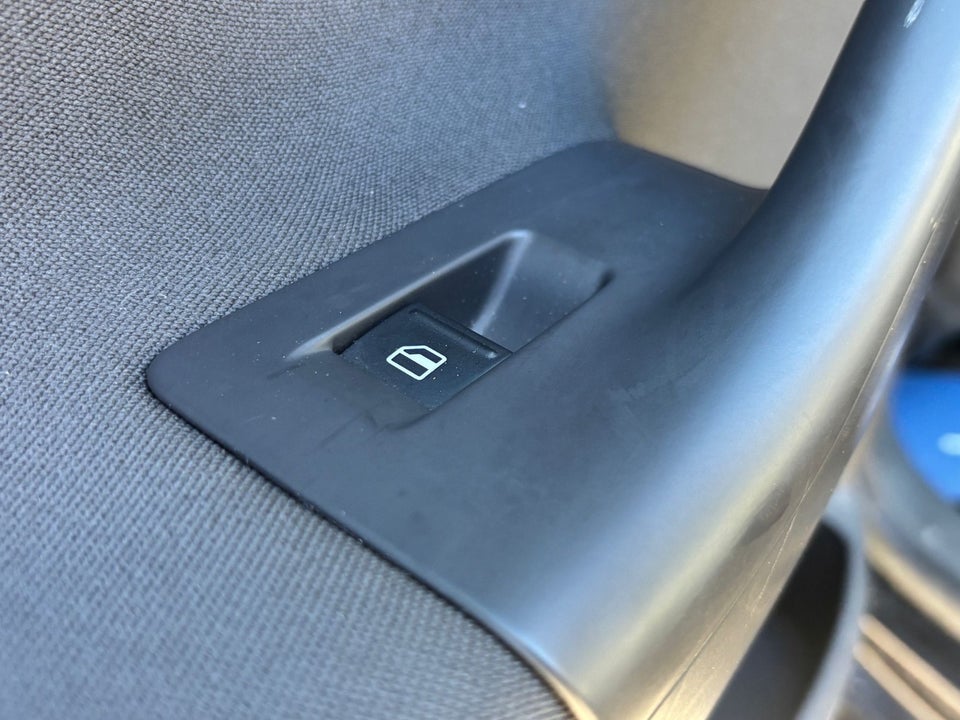 VW Golf V 1,6 DK 5d