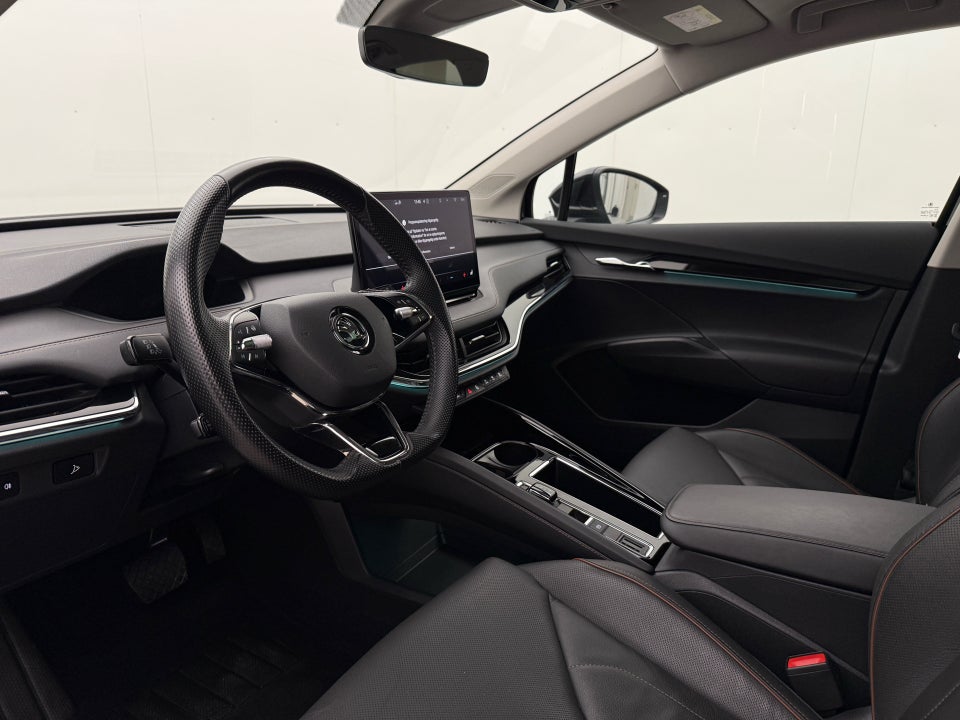 Skoda Enyaq 80 iV Selection Suite 5d