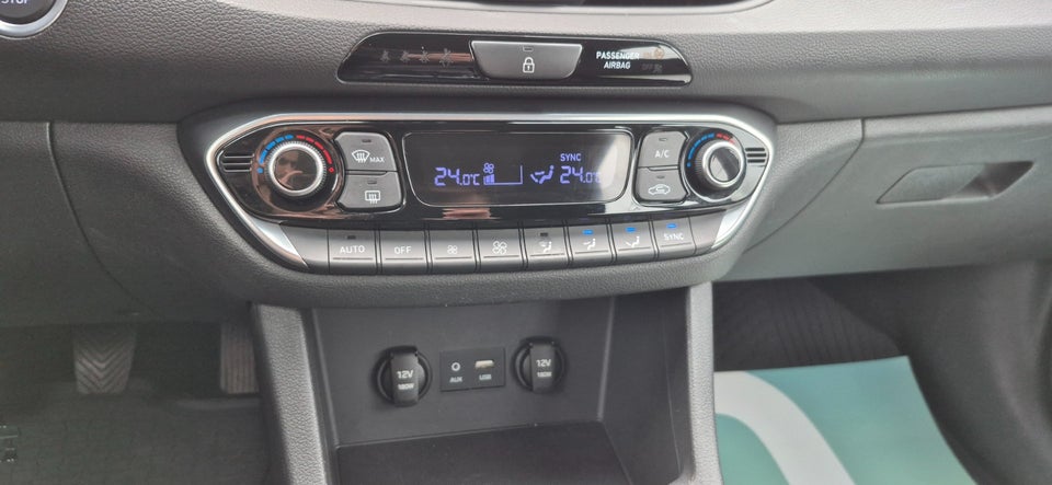 Hyundai i30 1,6 CRDi 115 Advanced 5d