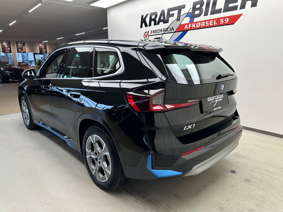 BMW iX1 xDrive30 X-Line 5d