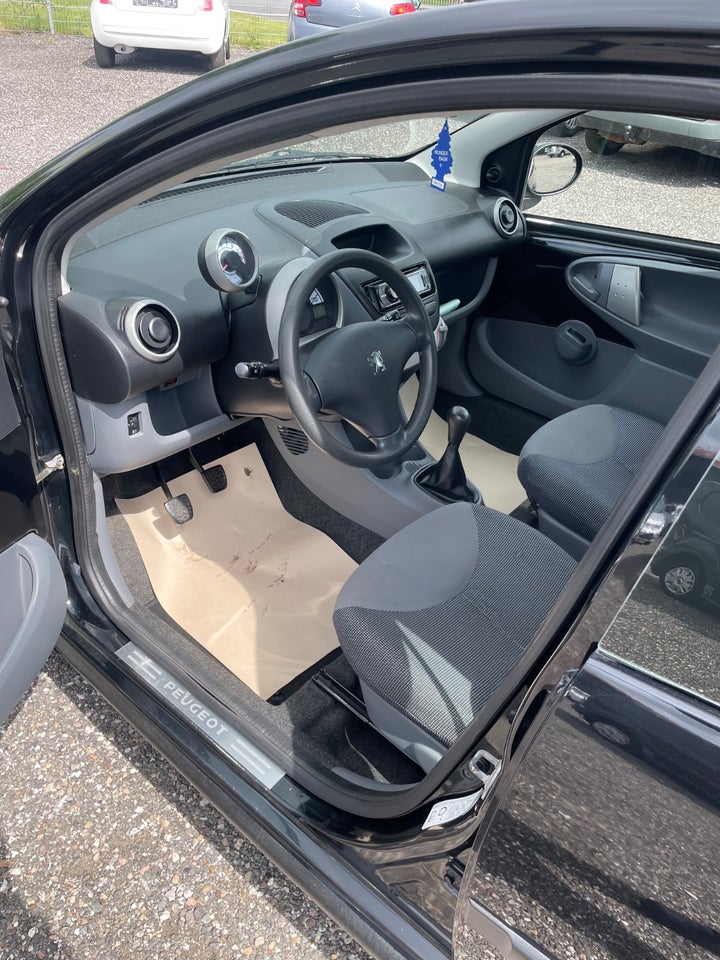 Peugeot 107 1,0 Comfort 5d