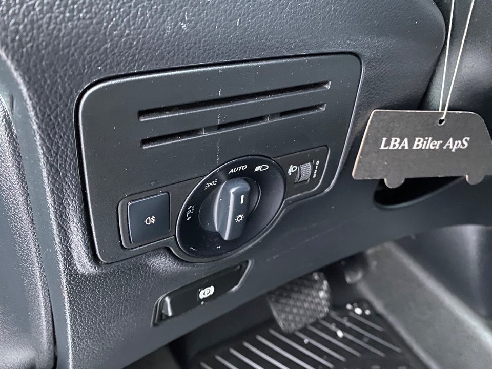 Mercedes Vito 114 2,0 CDi Kassevogn aut. L RWD