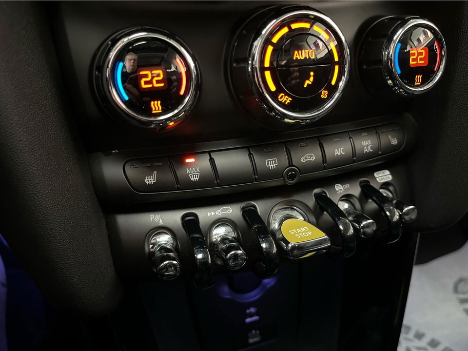 MINI Cooper SE Camden Edition 3d