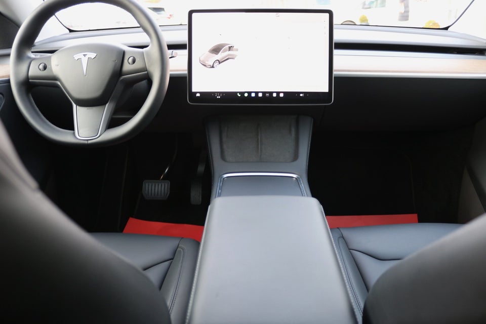 Tesla Model Y RWD 5d