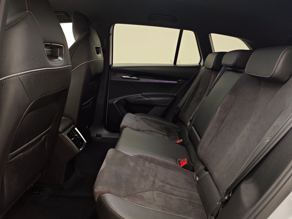 Skoda Enyaq 60 iV Sportline 5d