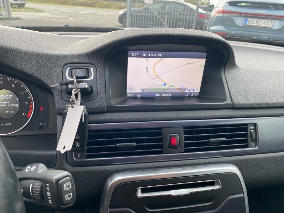 Volvo V70 1,6 T4 180 aut. 5d