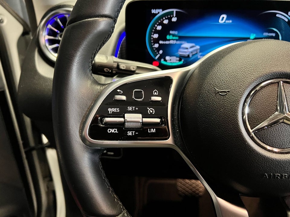 Mercedes EQB250+ Progressive 5d