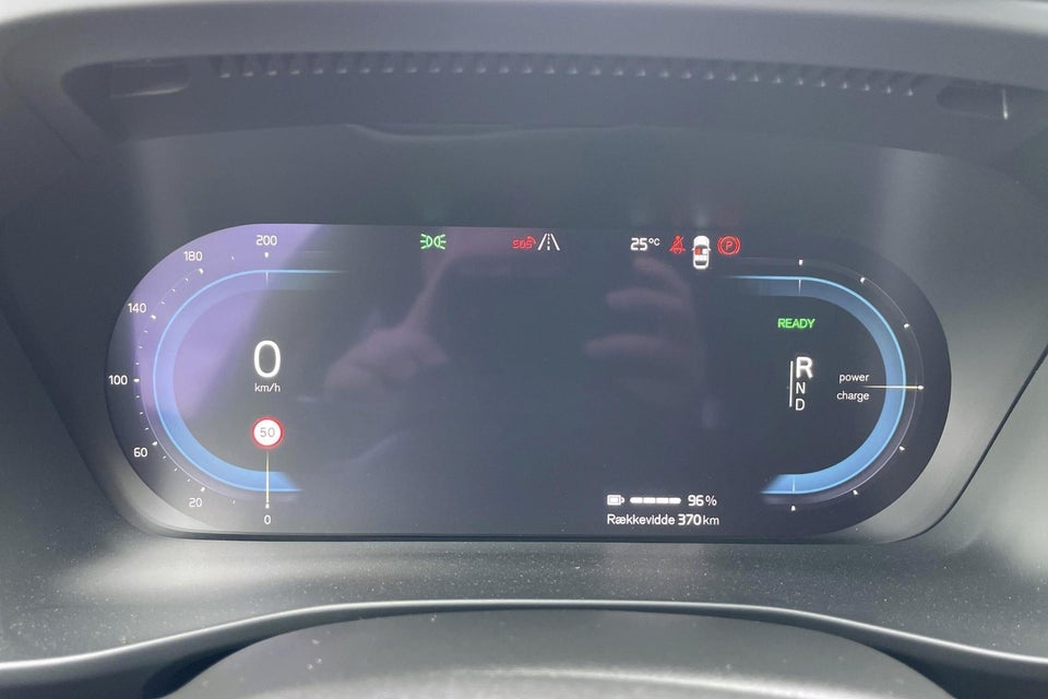 Volvo XC40 ReCharge Twin Plus 5d