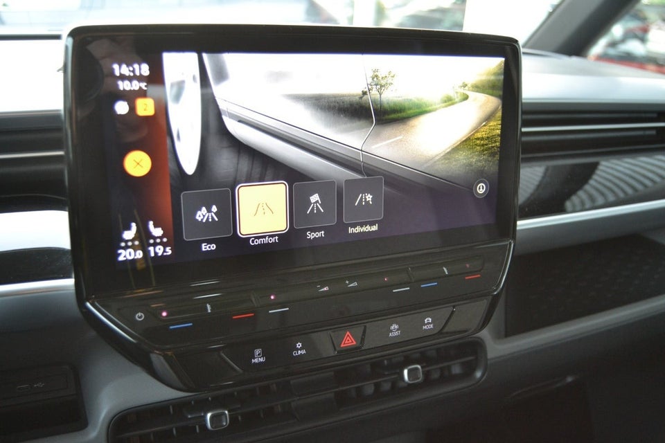 VW ID.Buzz 77 Pro SWB 5d