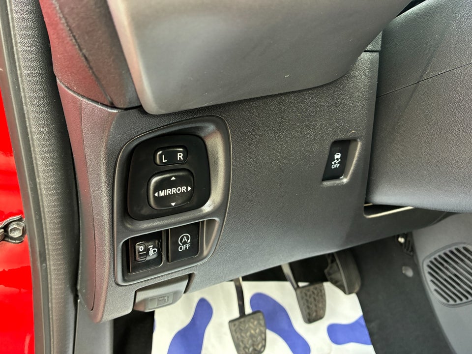 Toyota Aygo 1,0 VVT-i x-press 5d