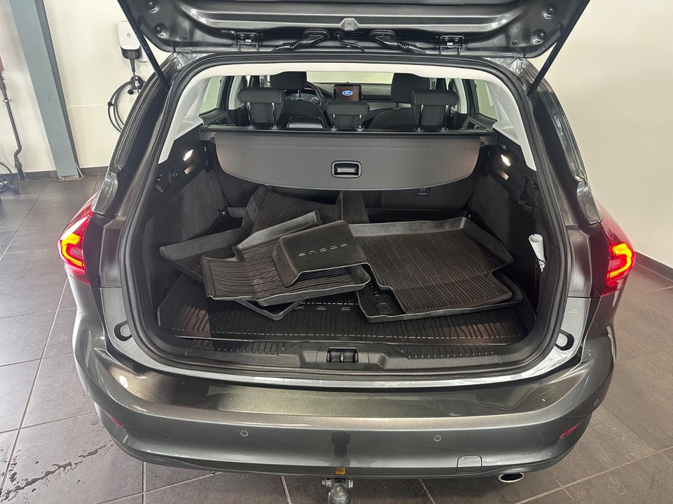 Ford Focus 1,0 EcoBoost mHEV Titanium Style stc. 5d