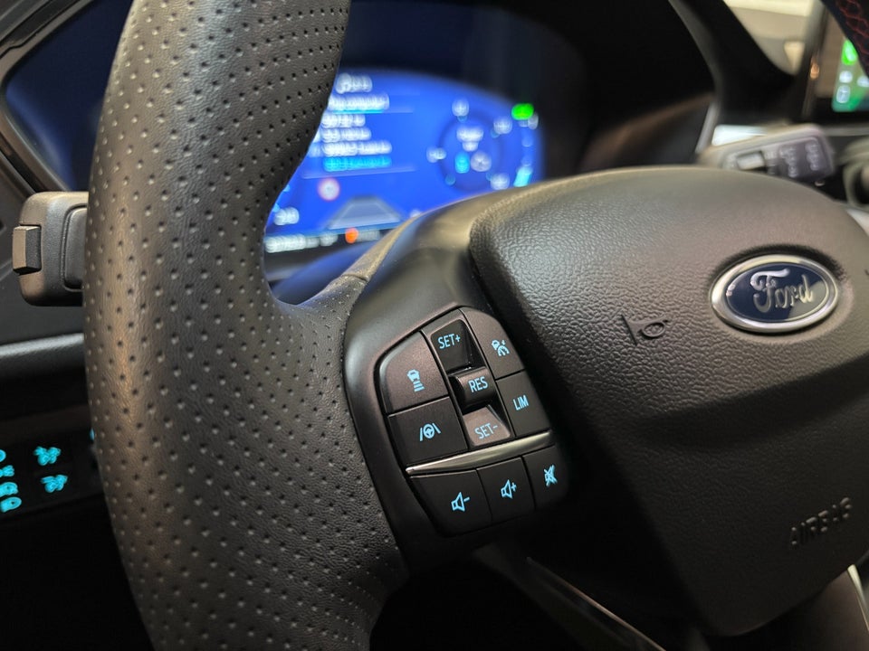 Ford Kuga 2,5 PHEV ST-Line CVT 5d