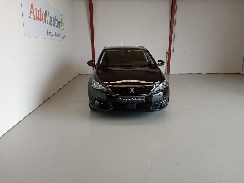 Peugeot 308 1,5 BlueHDi 130 Style SW 5d