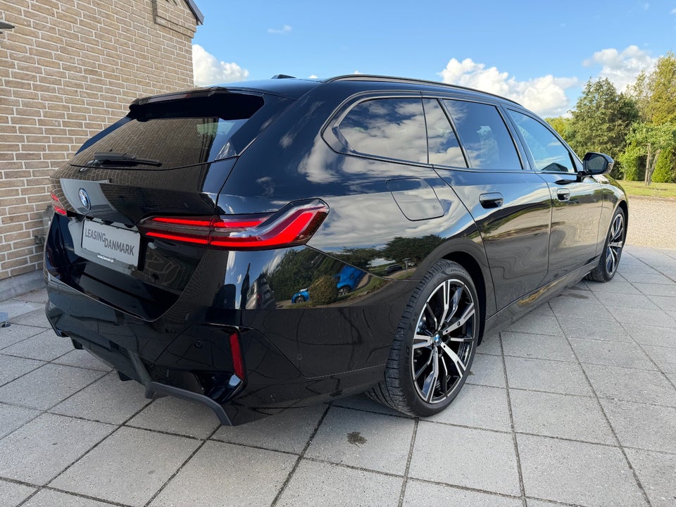 BMW i5 eDrive40 Touring Supercharged 5d