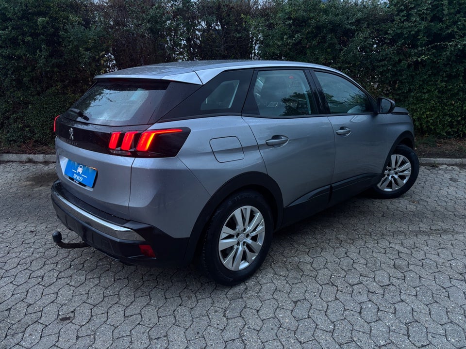 Peugeot 3008 1,2 PureTech 130 Allure 5d