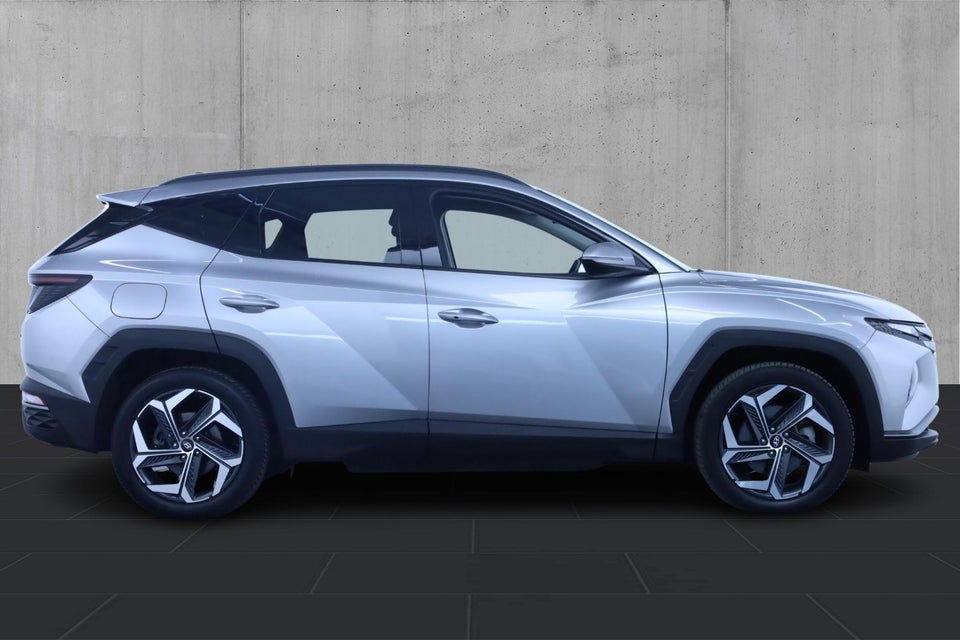 Hyundai Tucson 1,6 PHEV Essential aut. 4WD 5d