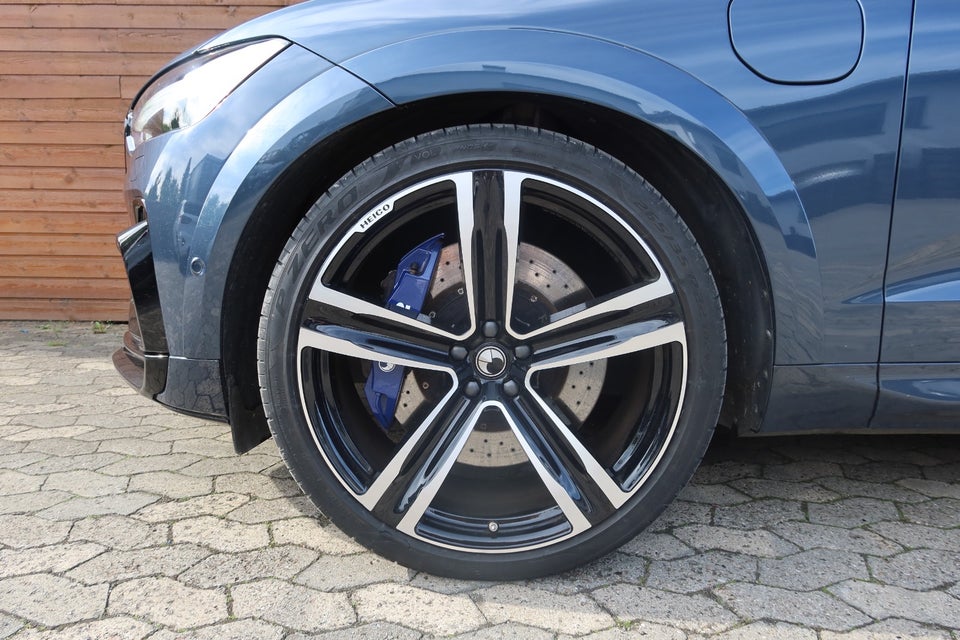 Volvo XC60 2,0 T8 ReCharge Ultimate Dark aut. AWD 5d