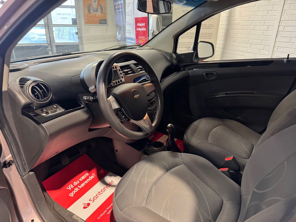 Chevrolet Spark 1,0 LS 5d