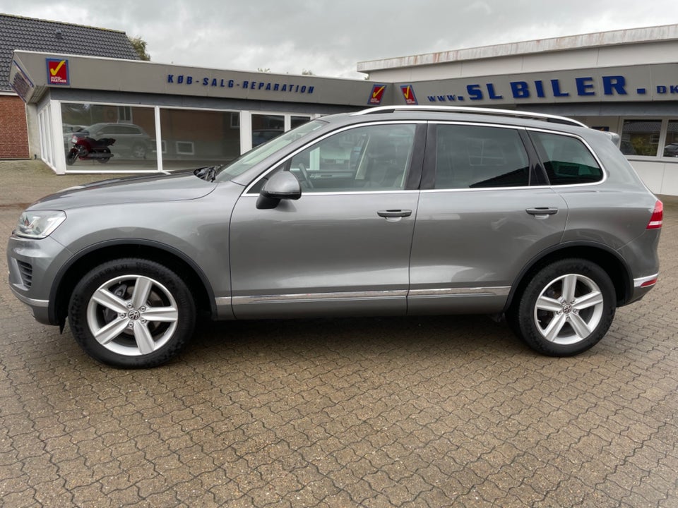 VW Touareg 3,0 V6 TDi 262 R-line Tiptr. 4Motion Van 5d