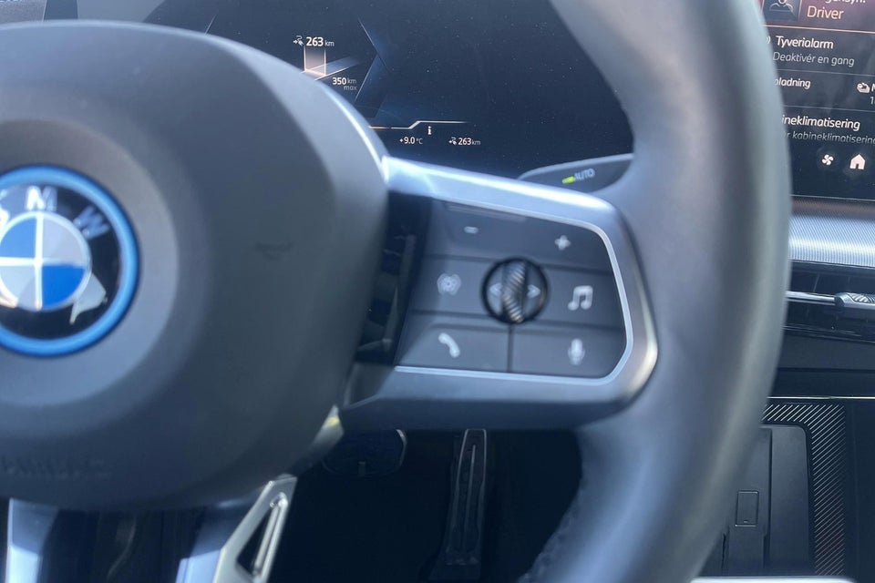 BMW iX2 xDrive30 M-Sport 5d