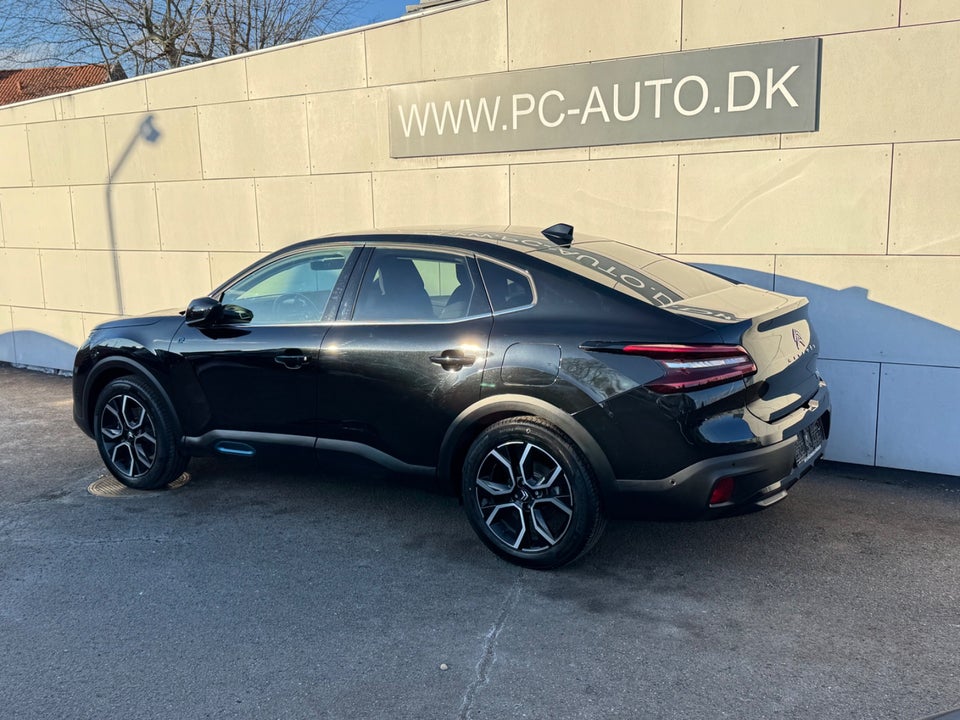 Citroën ë-C4 X 50 Shine 4d