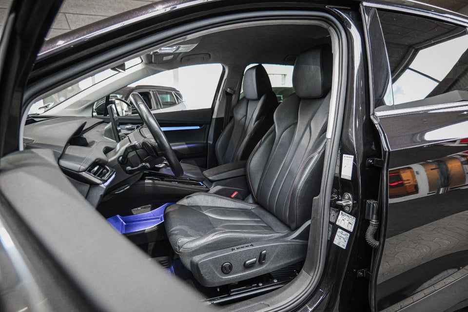 Skoda Enyaq 80 iV Selection Suite 5d