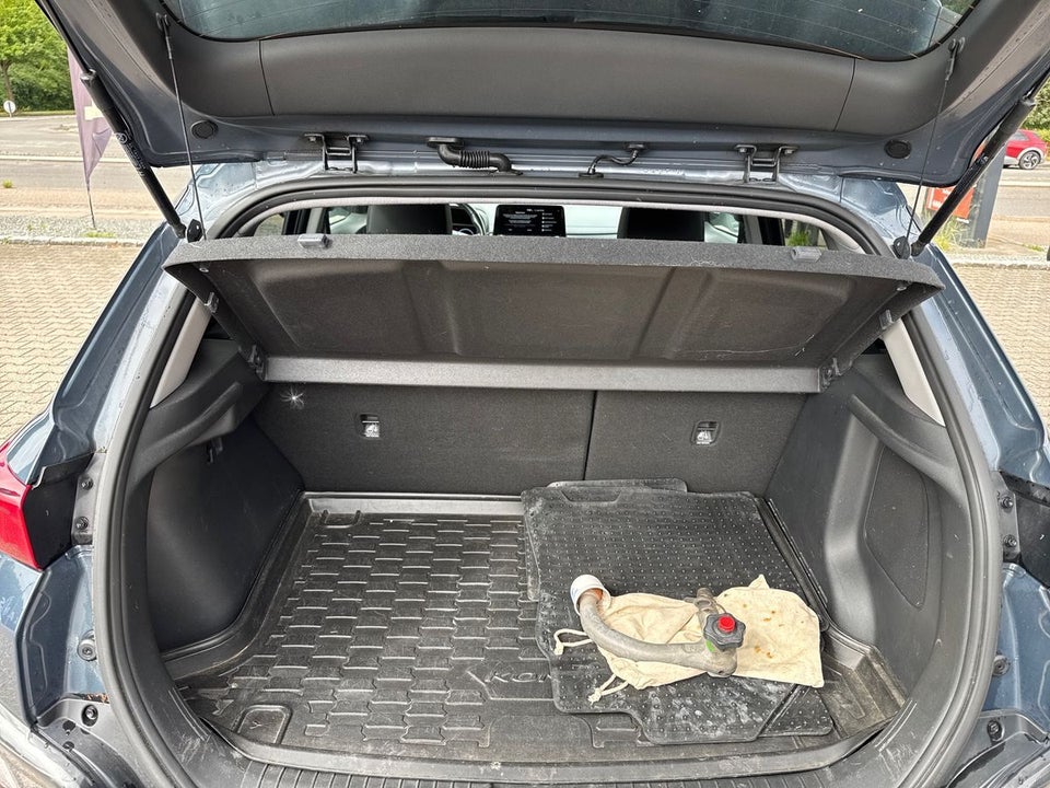 Hyundai Kona 64 EV Advanced 5d