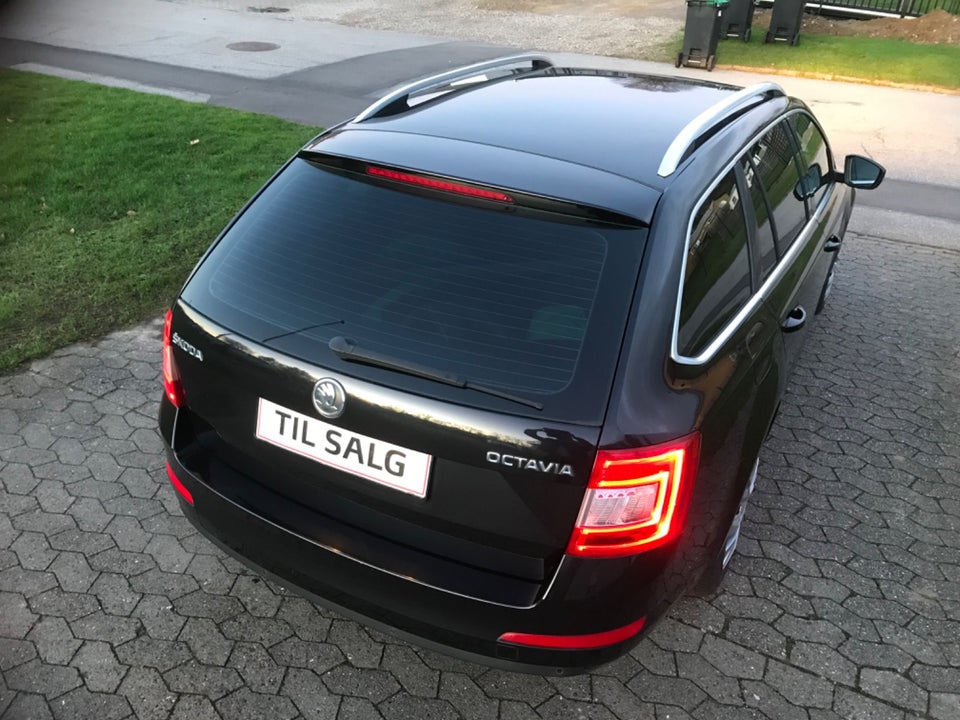 Skoda Octavia 1,4 TSi 140 Elegance Combi 5d