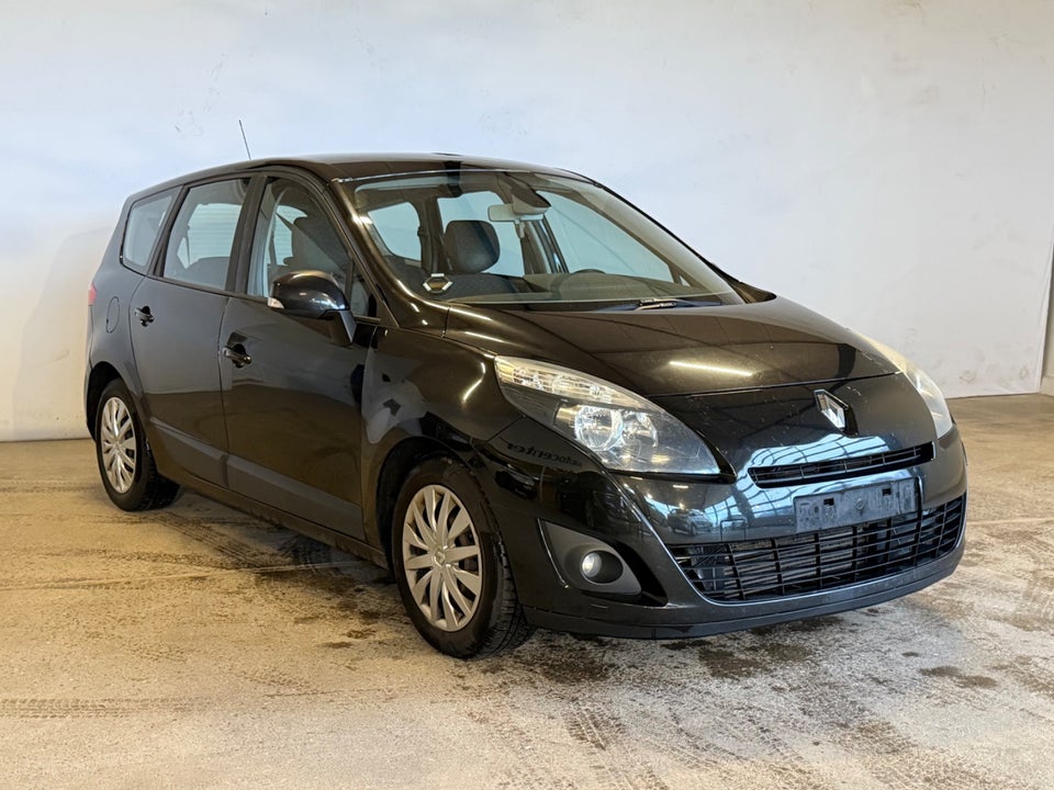 Renault Grand Scenic III 1,9 dCi 130 Expression 5d