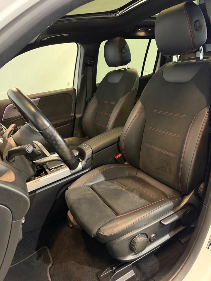 Mercedes EQB300 AMG Line 4Matic 5d