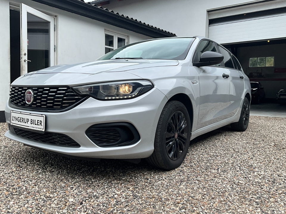 Fiat Tipo 1,4 16V Street SW 5d
