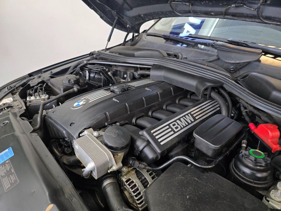 BMW 525i 3,0 Touring Steptr. 5d