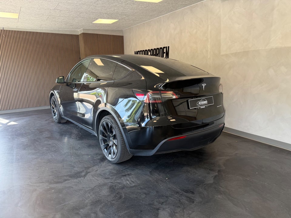 Tesla Model Y Long Range AWD 5d