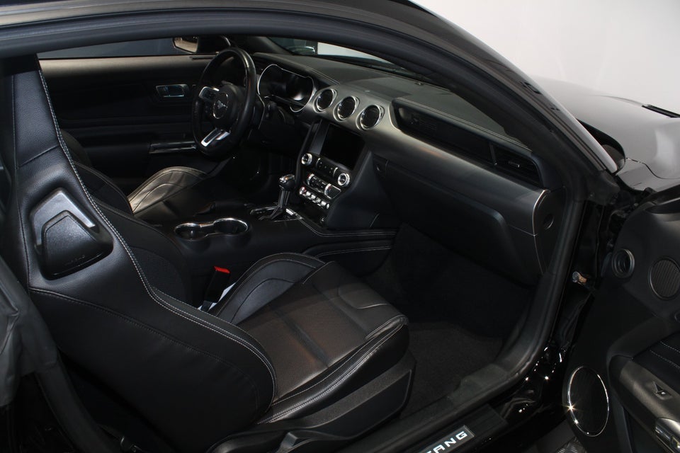 Ford Mustang 5,0 V8 GT Fastback 2d