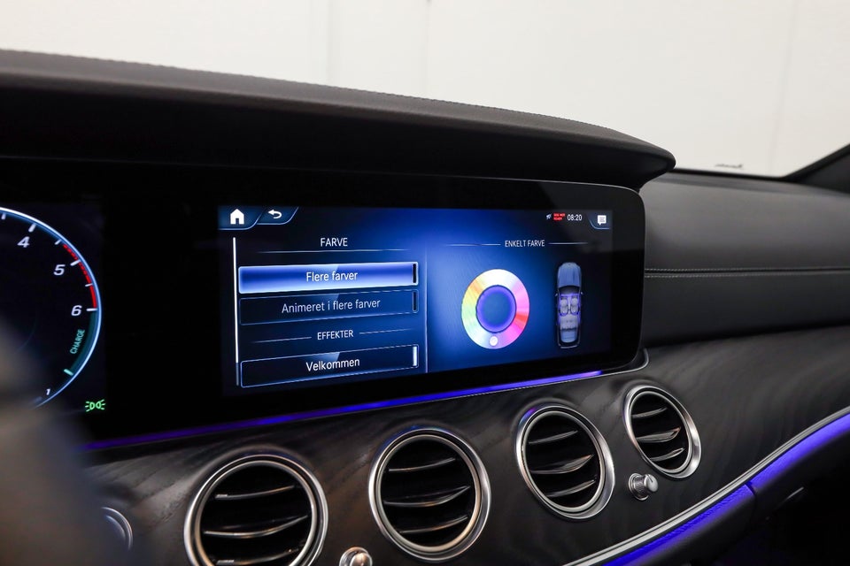 Mercedes E300 de 2,0 AMG Line stc. aut. 5d