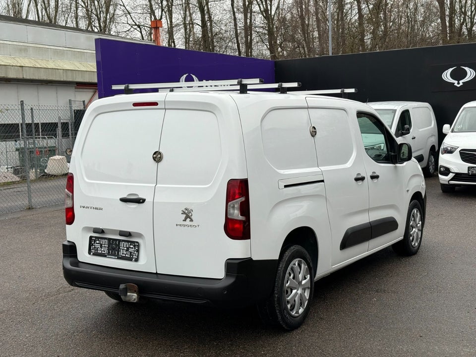 Peugeot Partner 1,5 BlueHDi 130 L2V2 Plus EAT8 Van