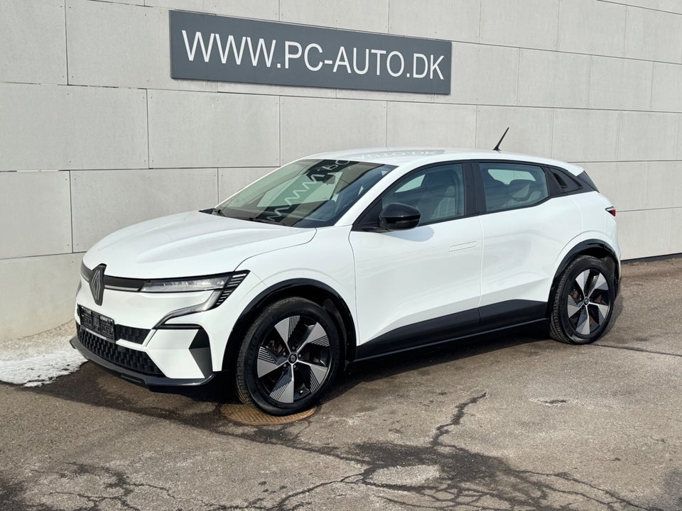 Renault Megane E-Tech 60 Equilibre 5d