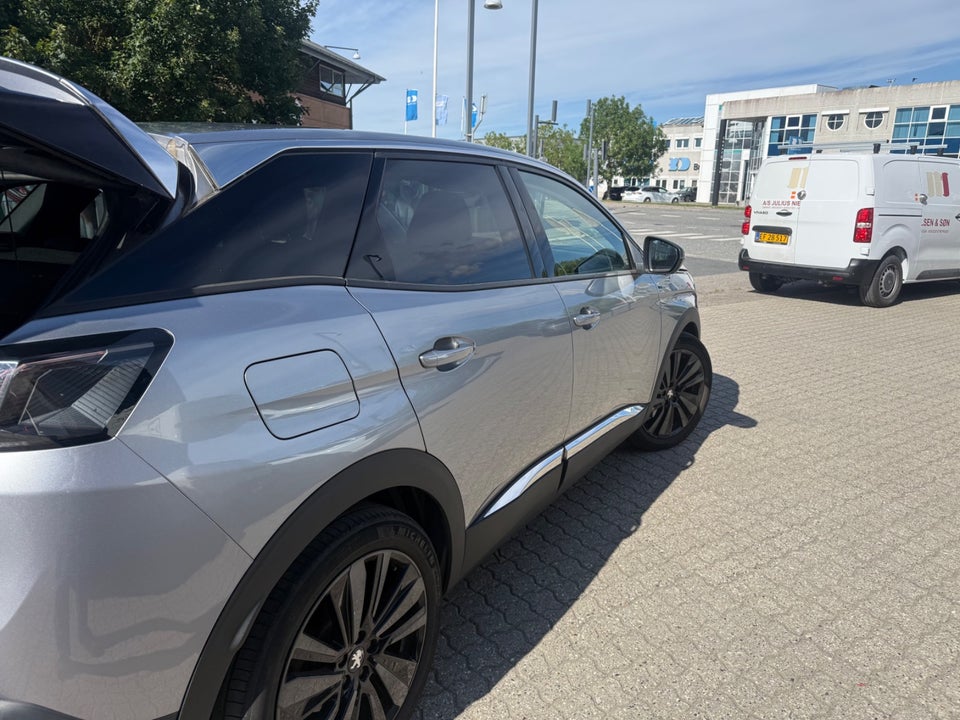 Peugeot 3008 1,6 Hybrid Allure Pack EAT8 5d